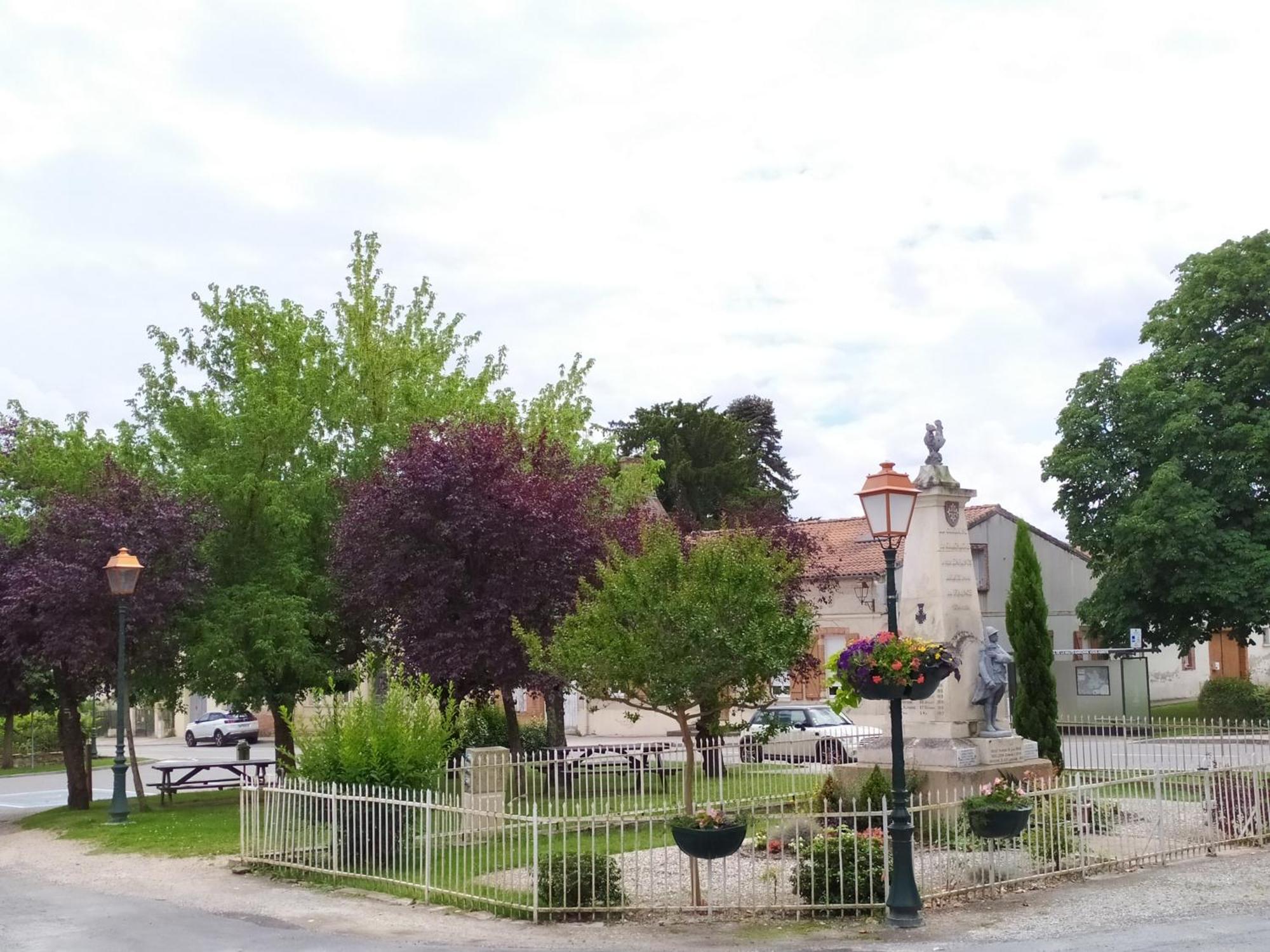 Duplex Casita Mia Chez Myriam Gite 3 Etoiles Climatise 4 Adultes 2 Chambres 3 Lits Terrasse Jardin Gragnague Exteriör bild